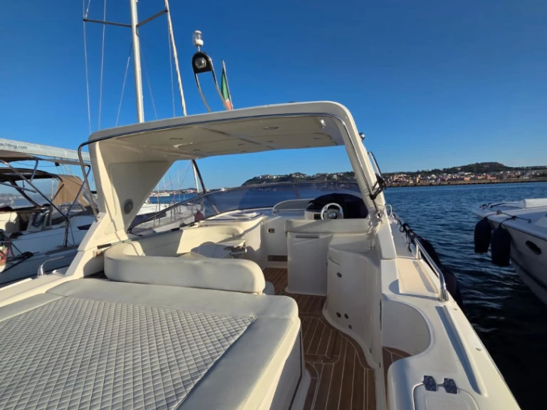 Location Bateau à moteur à Naples - Mano Marine Mano Marine 38.50