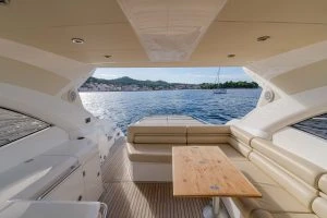 Louez un Sunseeker Portofino 48 à Zadar
