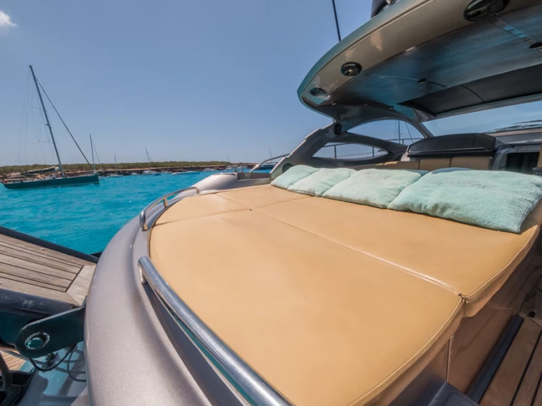 Bateau à moteur à louer à Ibiza (Ville) au meilleur prix