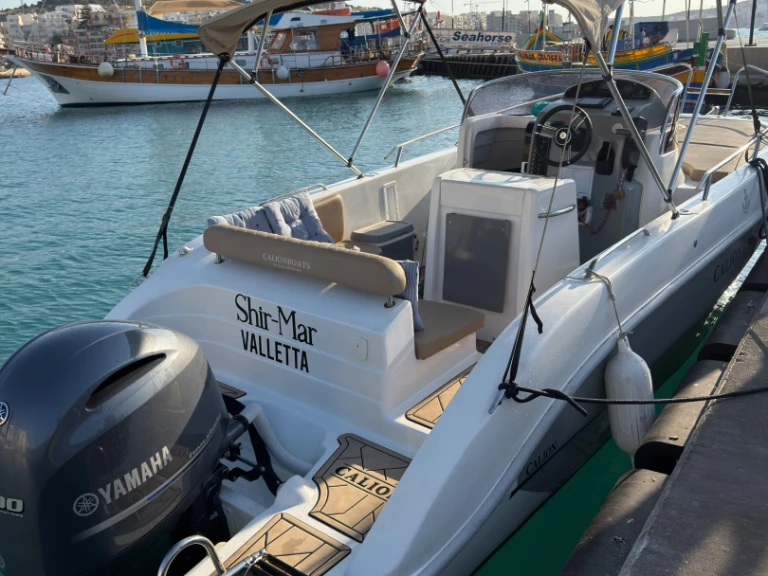 Louez un Calion 23 WA  à Msida Yacht Marina