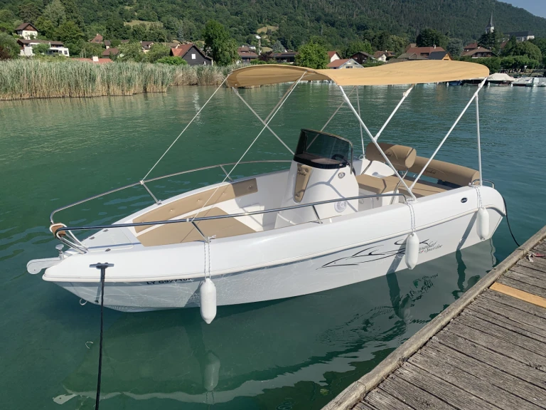 Aquabat Sport Line 17 a louer à Annecy
