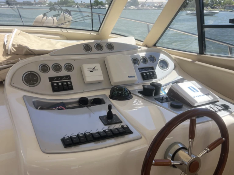 Bateau à moteur à louer à Bacoli au meilleur prix