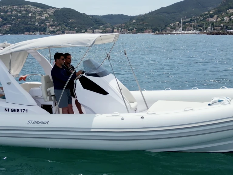 Louez un Stingher 24 GT à Mandelieu-la-Napoule