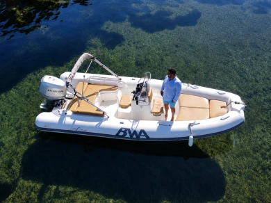 Charter a Bwa Sport 19 GT in Six-Fours-les-Plages on Samboat