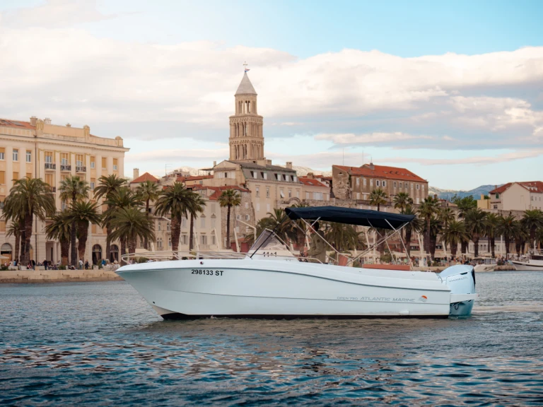 Louez un Atlantic open 750 à Split Port