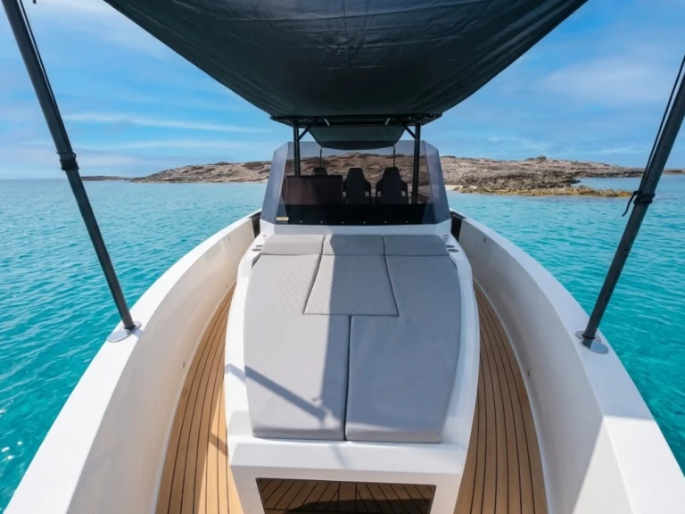 Location Bateau à moteur De Antonio avec permis