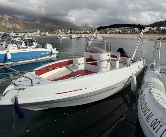 Louez un Blumax open 19 à San Vito Lo Capo