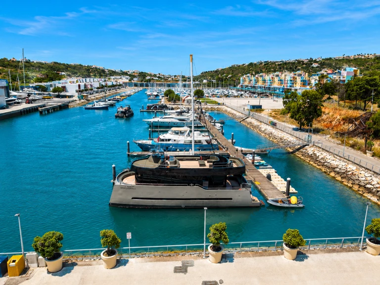 Catamaran à louer à Albufeira au meilleur prix