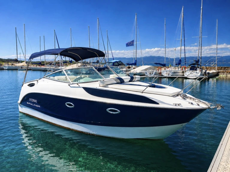 Bateau à moteur à louer à Thonon-les-Bains au meilleur prix