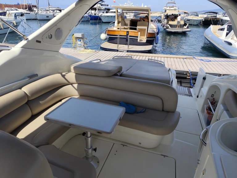 Location à Castellammare di Stabia - Cranchi Endurance 39 sur SamBoat