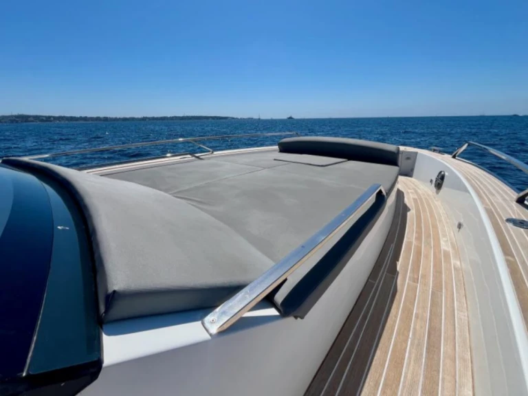 Louez un Fiart SEAWALKER 43 à Golfe-Juan