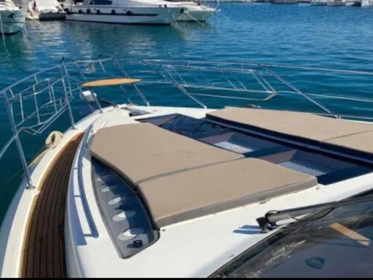 Location bateau Herceg Novi pas cher Galeon 550 Fly