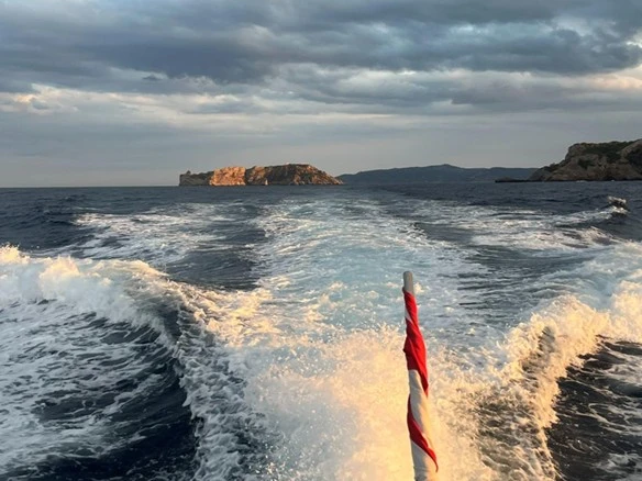 Location à Antibes - Sunseeker Predator 57 sur SamBoat