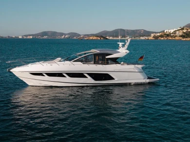 Yacht hire Antibes cheap Predator 57