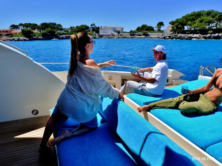 Location Yacht Riva avec permis