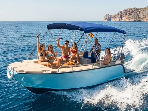 Moggaro Open 6'50 a louer à Real Club Nautico Denia