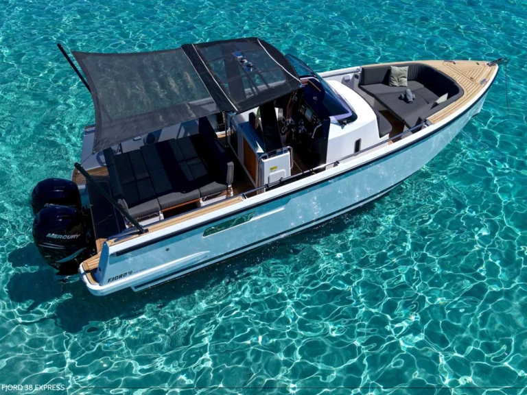 Location bateau Fjord Fjord 38 Xpress à Ibiza (Ville) sur Samboat