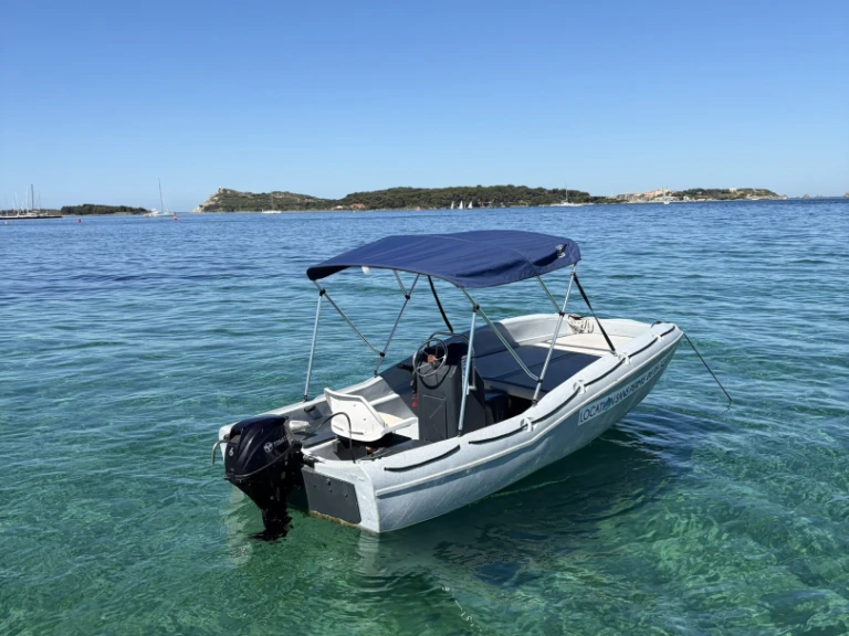 Location Bateau à moteur Fun Yak avec permis