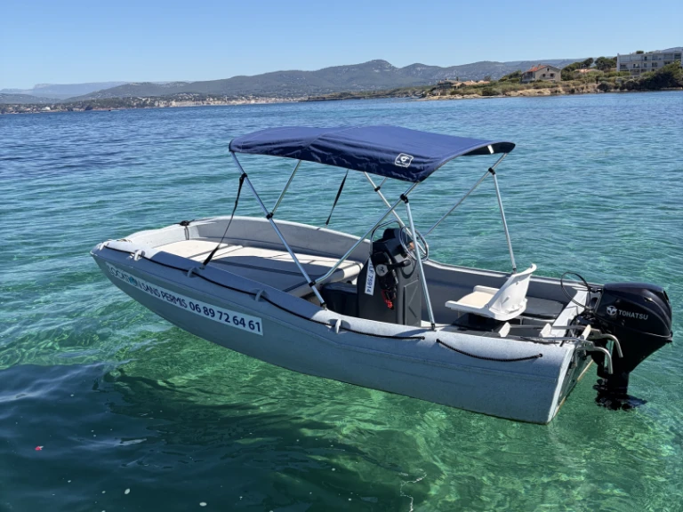 Louez un Fun Yak SECU 15 à Six-Fours-les-Plages
