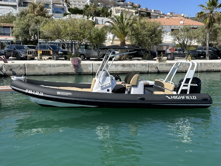 Semi-rigide à louer à Sitges au meilleur prix