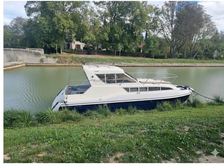 Location Bateau à moteur Le Boat avec permis