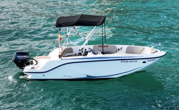 Quicksilver 475 Axess a louer à Sitges