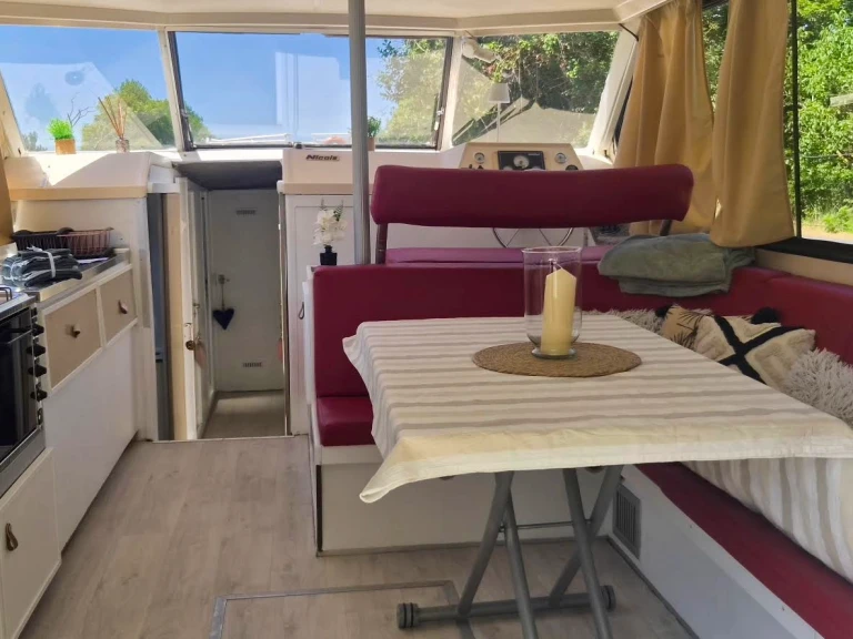 Location Bateau à moteur Nicols avec permis