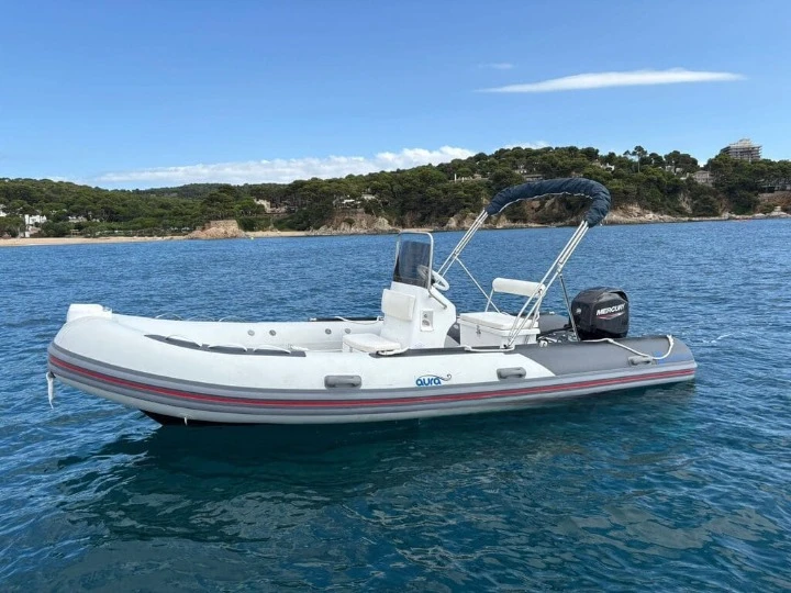 Louer Bateau à moteur avec ou sans skipper Golden Ship à Palamós