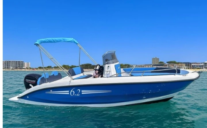 Bateau à moteur à louer à Palamós au meilleur prix