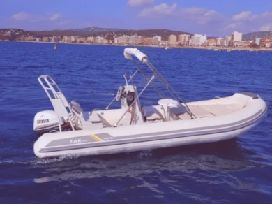 Pronajmout si Zar Mini Rib 10 v Palamós
