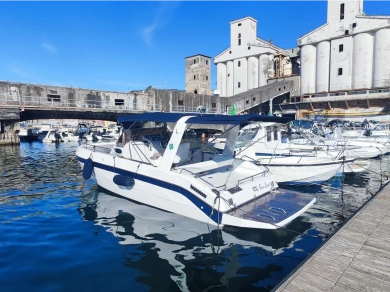 Alquiler de Lancha, con o sin patrón Mano Marine Castellammare di Stabia