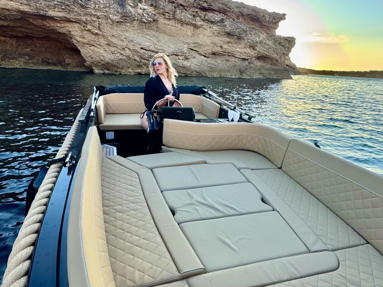 Louez un Silent Yachts 525 à Sant Antoni de Portmany