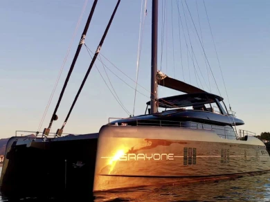 Catamarán para alquilar Néa Péramos al mejor precio