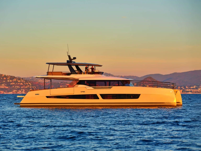 Location Yacht Fountaine Pajot avec permis