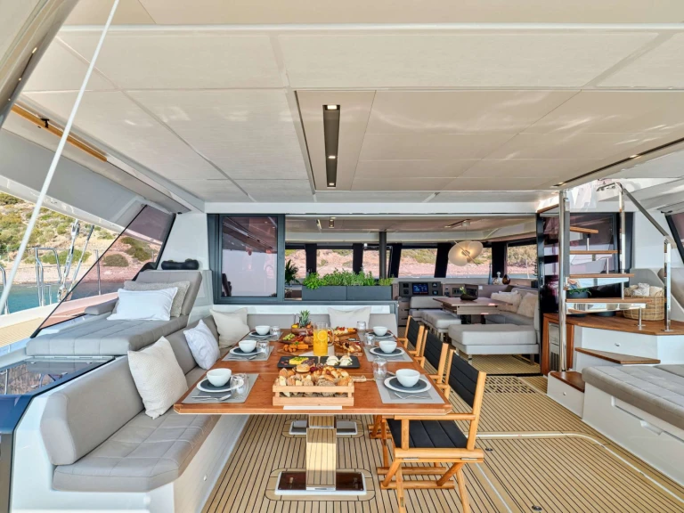 Louer Catamaran avec ou sans skipper Fountaine Pajot à Néa Péramos