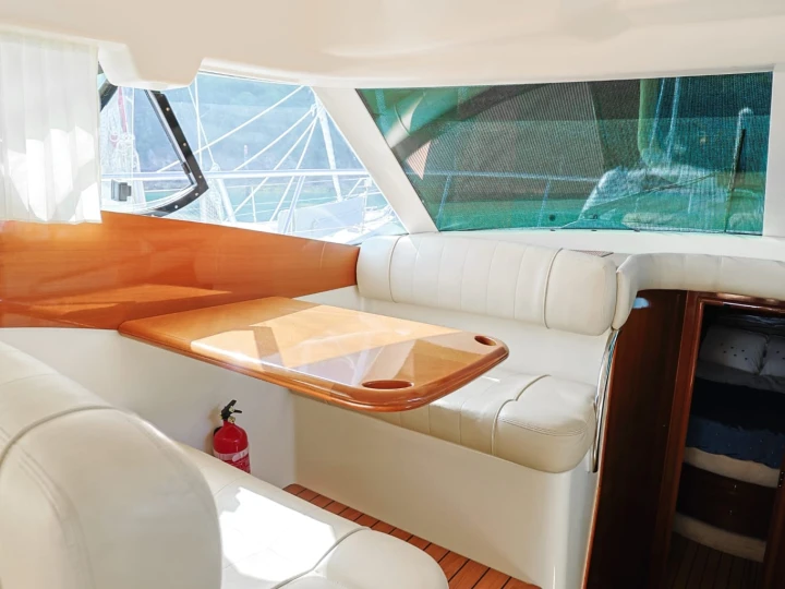 Location bateau Vigo pas cher Prestige 460 Fly