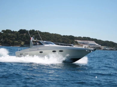 Alquiler de barcos Porto Pozzo barato de Bravo 38 special