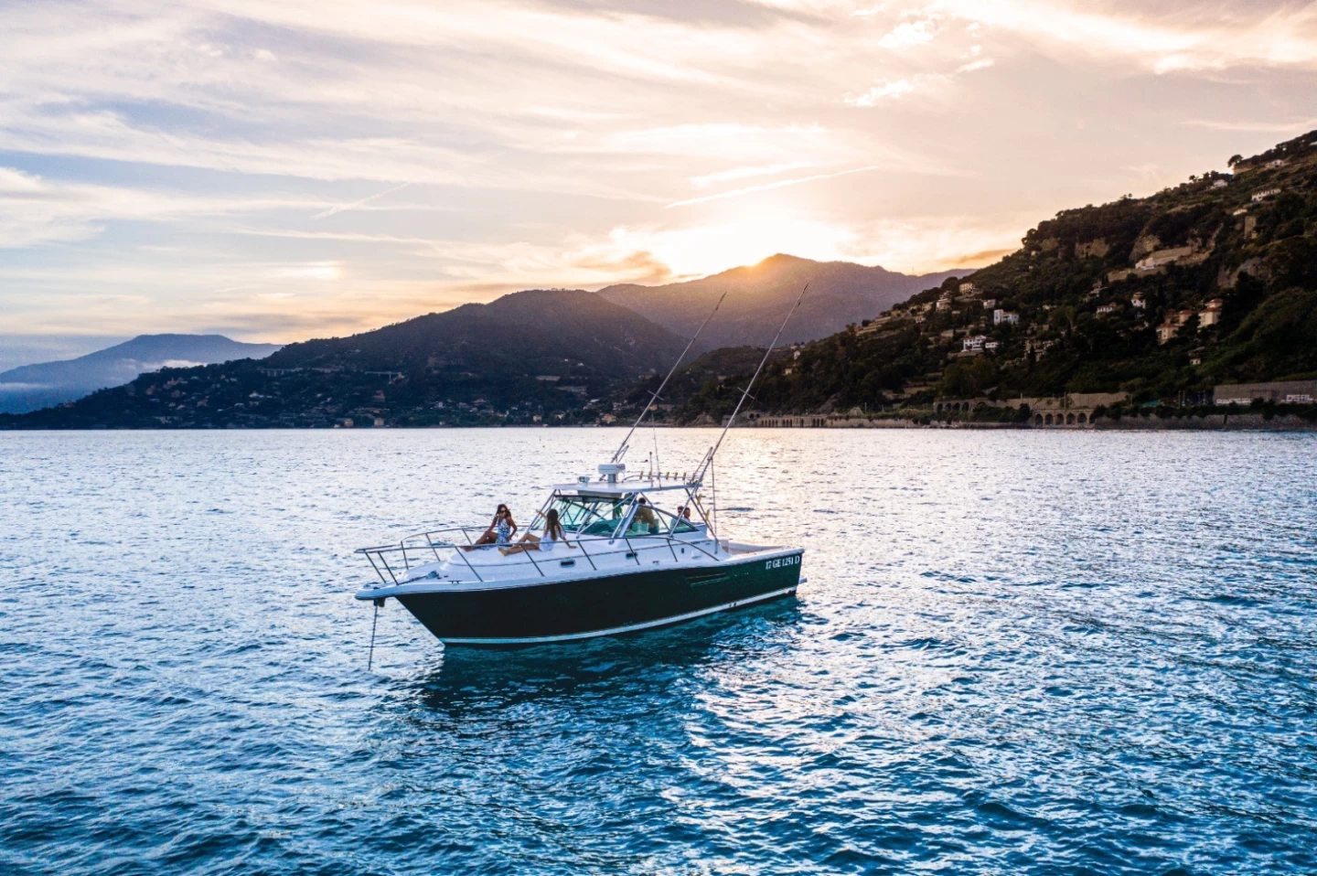 Location à Marseille - Pursuit 3400 sur SamBoat