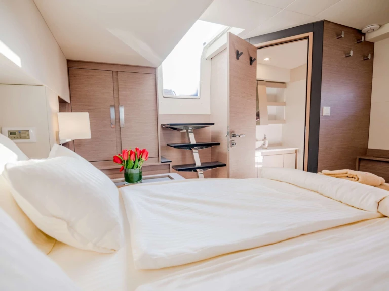 Location Catamaran Fountaine Pajot avec permis
