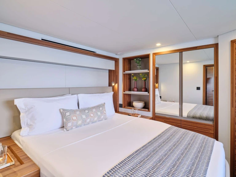 Louez un Fountaine Pajot Fountaine Pajot Thira 80 à Néa Péramos