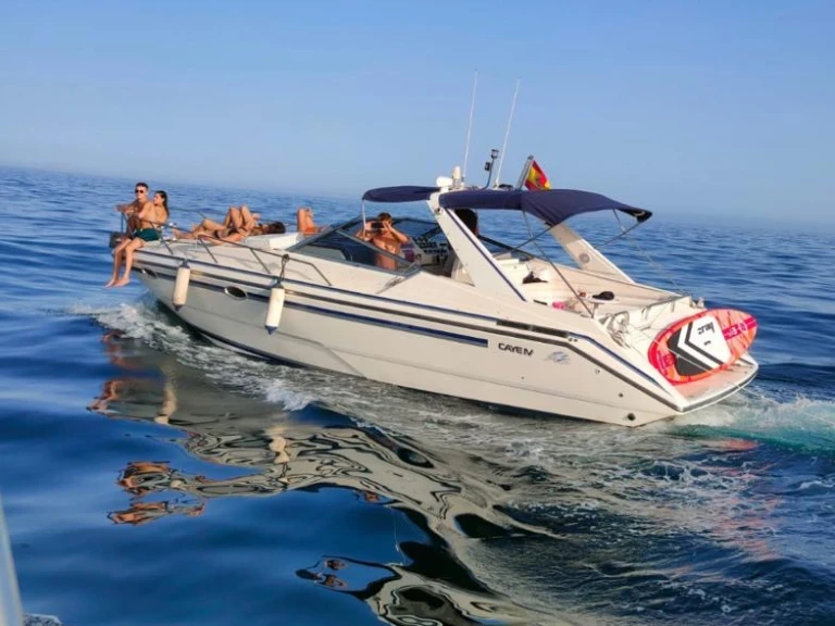 Louez un Glastron Riviera 350 IV à Marbella