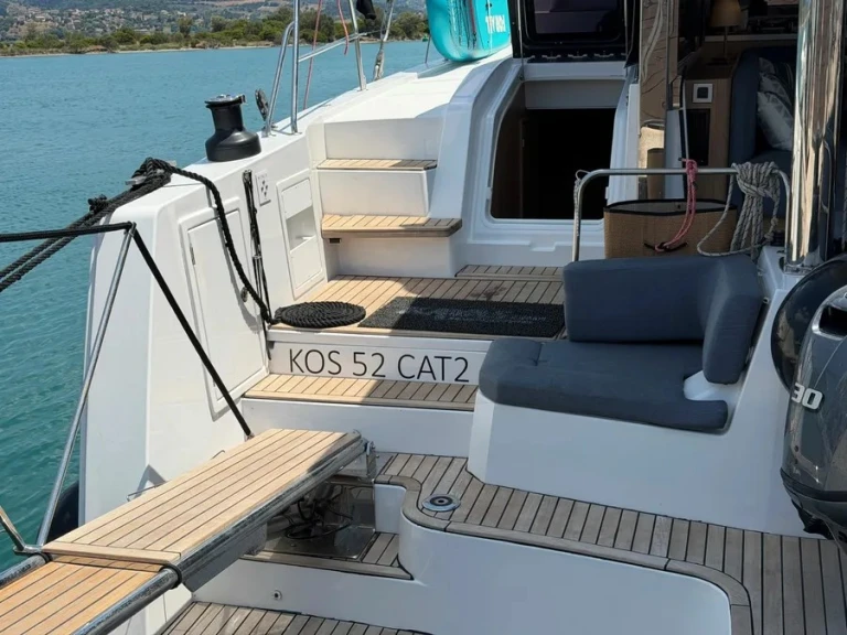 Catamaran à louer à Lefkáda au meilleur prix