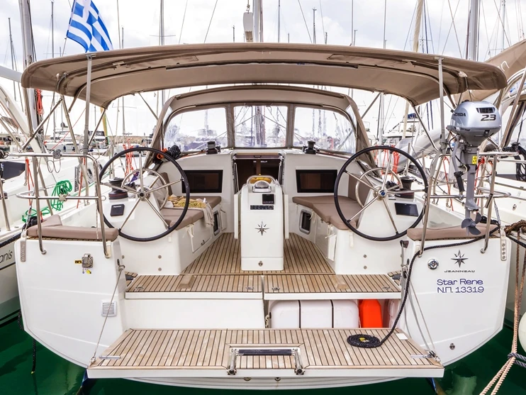 Location Voilier à Lávrio - Jeanneau Sun Odyssey 410