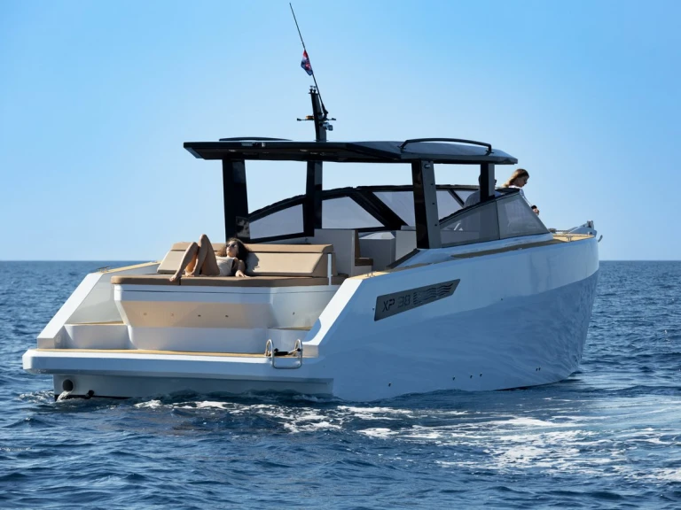 Location Bateau à moteur Custom Made avec permis