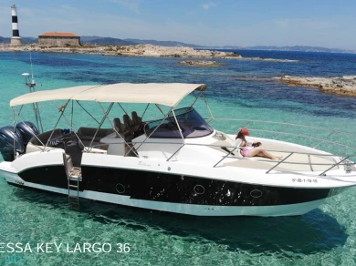 Charter a Sessa Marine Key Largo 36 in Ibiza (Ville) on Samboat