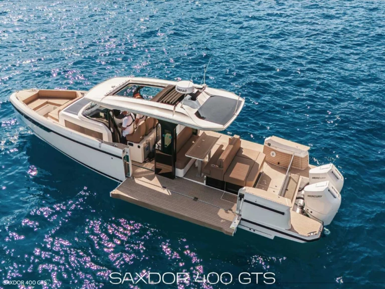 Location bateau Saxdor SAXDOR 400 GTS à Ibiza (Ville) sur Samboat