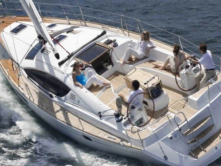 Location bateau Castellammare di Stabia pas cher Jeanneau 51