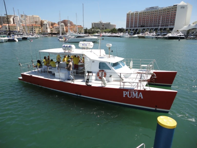 Louez un Custom Custom à Vilamoura
