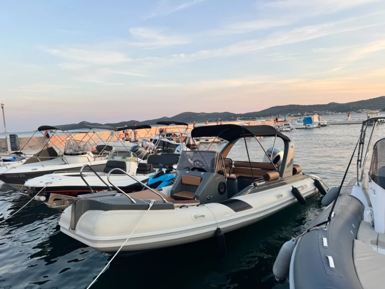 Location bateau Solemar 22 à Biograd na Moru sur Samboat