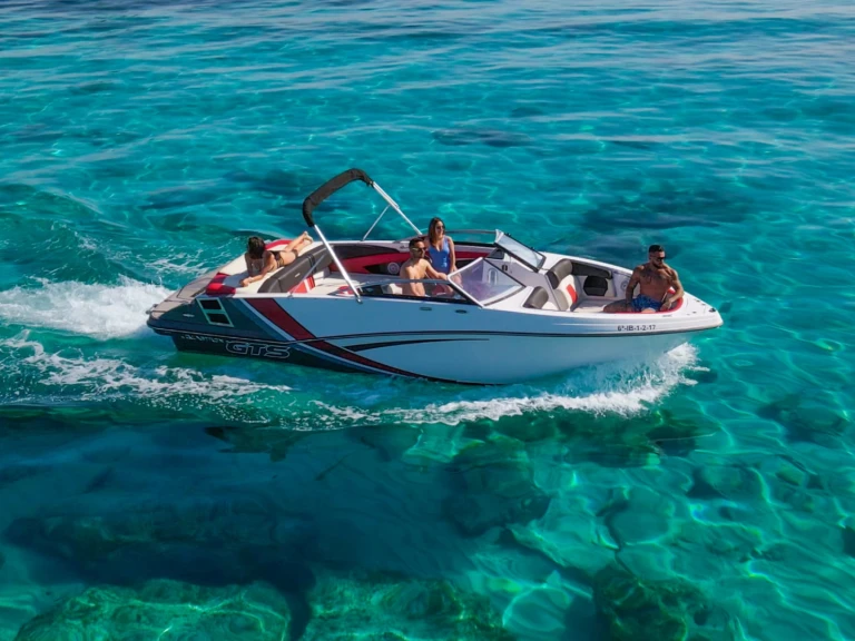 Location à Ibiza (Ville) - Glastron GTS 245 sur SamBoat
